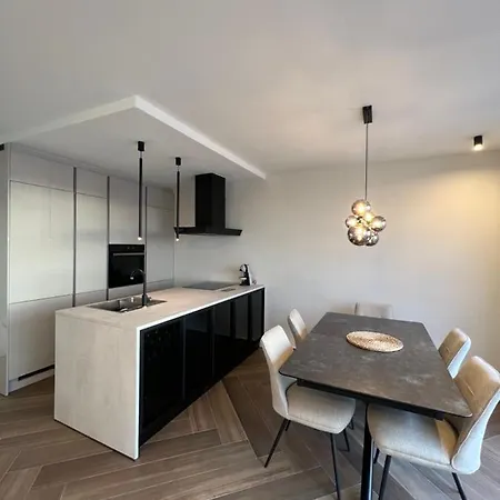 Touch The Sky Appartement Split