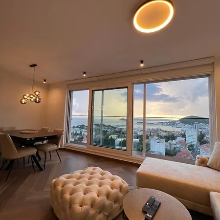 Touch The Sky * Spalato