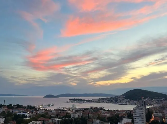 Touch The Sky Lejlighed