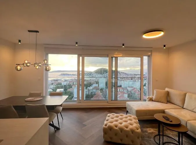 Touch The Sky Apartment Split