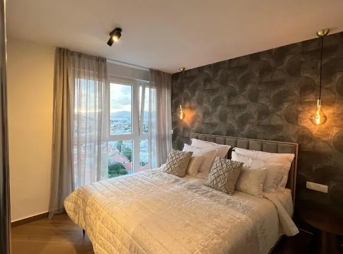 Touch The Sky Apartmán *